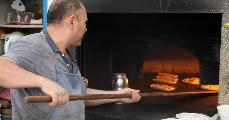 Kentte 12 ay boyunca sıcaklığı yaşıyorlar! 250 derece sıcağın başındalar!