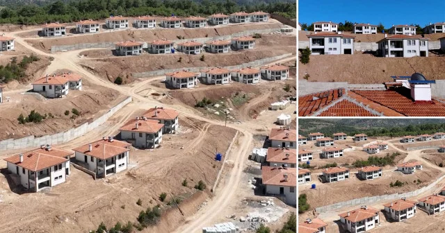 Deprem bölgesinin iki katlı köy evleri tamamlandı: 300 bininci yuvamızın anahtarını teslim etmeye hazırlanıyoruz Kahramanmaraş Haberleri