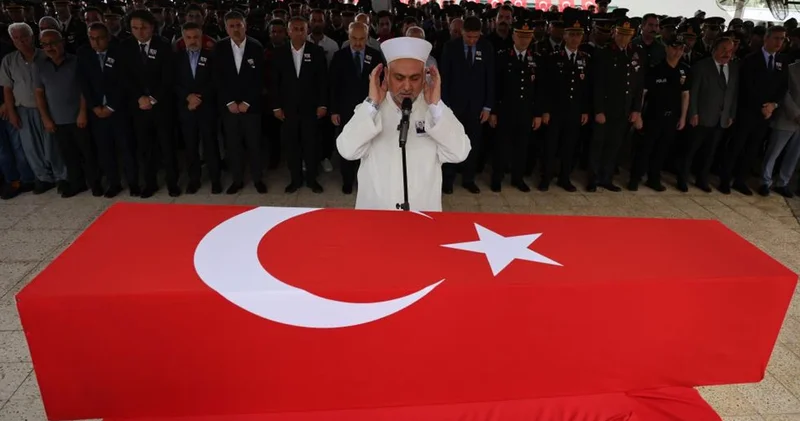 Şehit Jandarma Uzman Çavuş Yıldırım, Adana da son yolculuğuna uğurlandı