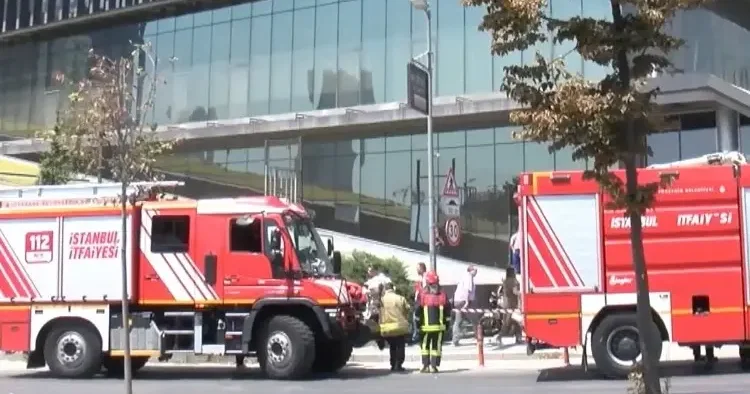 İstanbul da tapu müdürlüğünde yangın paniği