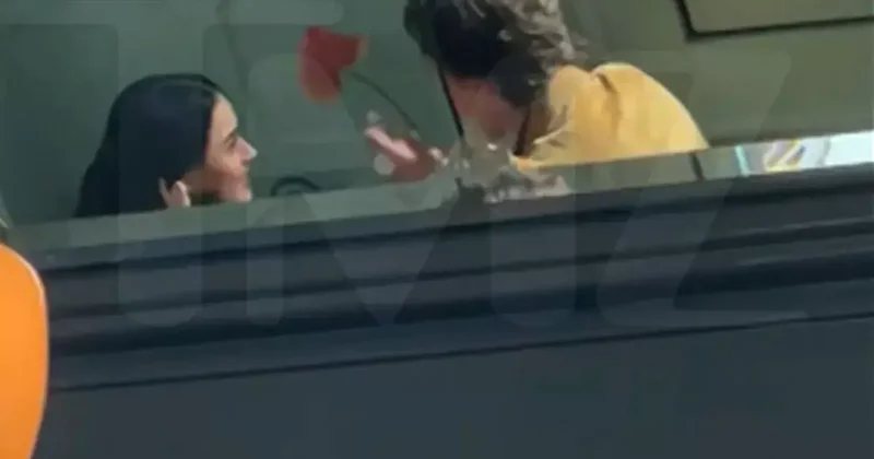 Katy Perry, eski Başbakanı Justin Tredau ile yemekte görüntülendi