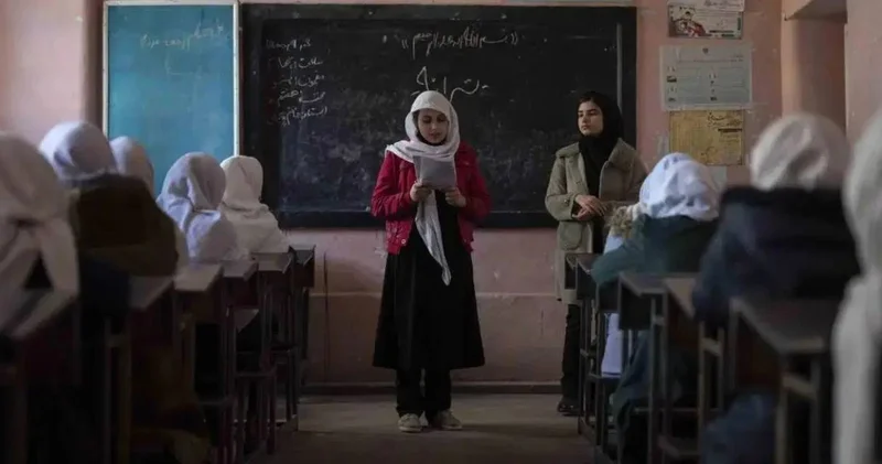 Taliban “sapkın” ilan etti, sansür komiteleri kurdu! Yüzlerce kitap raftan indirildi