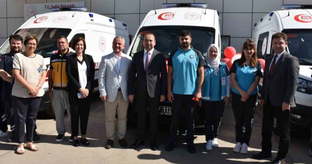 Aydın’da 3 yeni ambulans sağlık filosuna katıldı Sağlık Haberleri