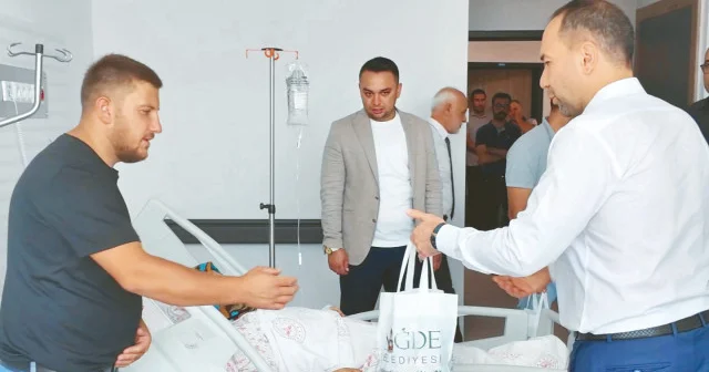 Başkan Özdemir den hastalara Geçmiş olsun çantası Gündem Haberleri