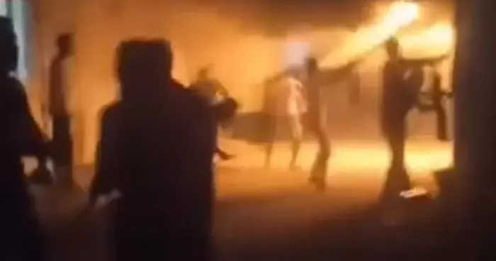 Adıyaman da korku dolu anlar! Konteyner kentte yangın