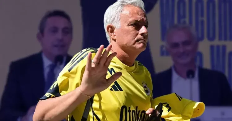 Jose Mourinho dan kafa karıştıran paylaşım!