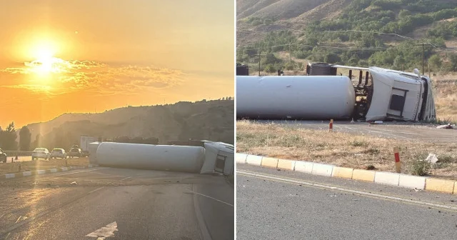 Erzincan da devrilen kimyasal gaz yüklü tır ulaşımı aksattı Erzincan Haberleri