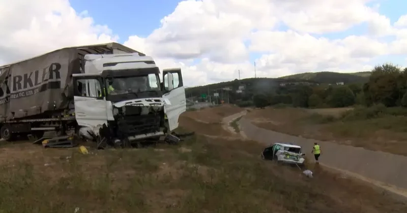 Çekmeköy de TIR Kazası: 5 Yaralı, Uyuşturucu Bulundu