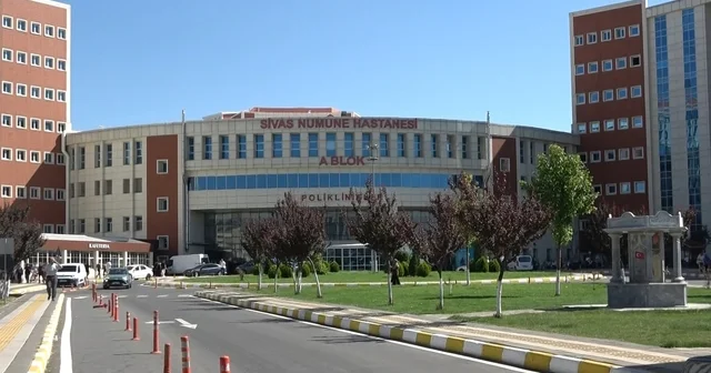 Hastanede porselen yerine köpük tabakla yemek servisine inceleme Sivas Haberleri