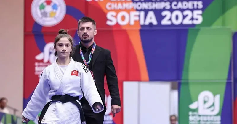 Sema Nur Yüksel, Ümitler Judo Şampiyonası’nda, dünya ikincisi oldu