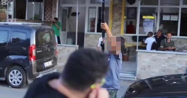 Sokak röportajı sırasında havaya tüfekle ateş açan 15 yaşındaki şüpheli tutuklandı Tekirdağ Haberleri