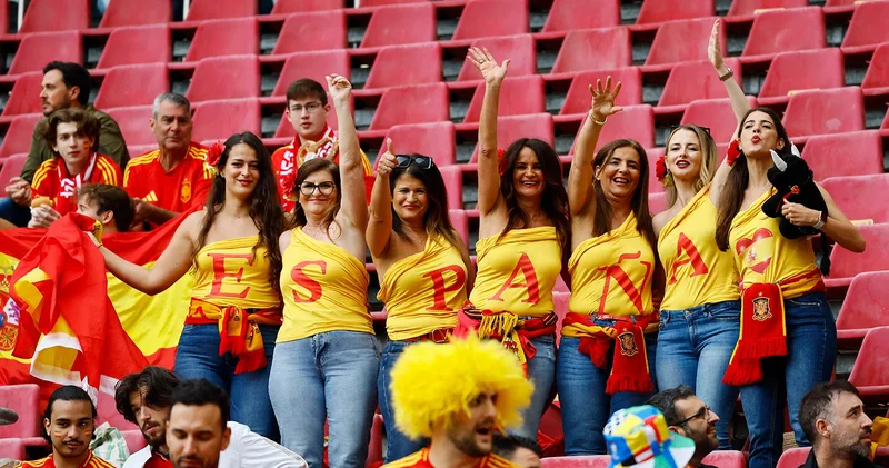 İspanya dan Türkiye maçı öncesi flaş karar