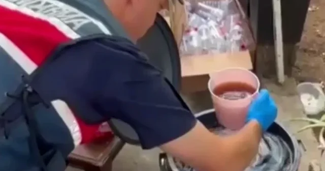 Adana da yarım ton kaçak alkol ele geçirildi VİDEO İZLE