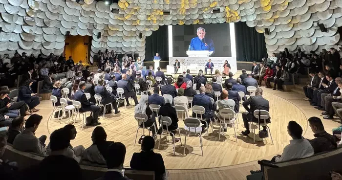 Tataristan Cumhuriyeti Reisi Minnihanov, 4. Kazan Küresel Gençlik Zirvesi kapanışında konuştu