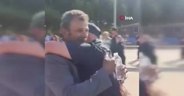 Sadece Garibanlar Mı Gider Askere notuyla ünlenen asker İbrahim Çetin yine duygulandırdı