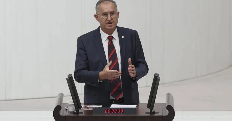 Eski CHP İzmir Milletvekili Atila Sertel gözaltına alındı Sözcü Gazetesi