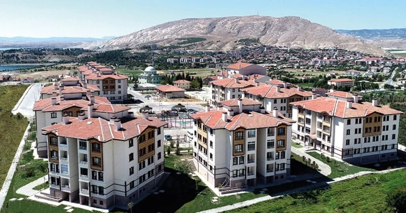 TOKİ AFAD ın Taşkın bölgesi dediği dere yatağına konut yapıyor!
