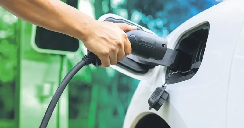 Trafikte 309 bin elektrikli oto var