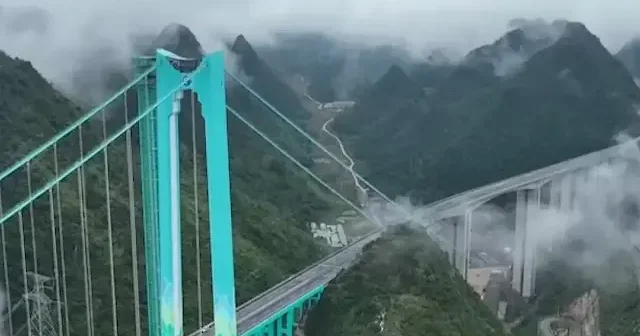Dünyanın en büyük köprüsü nerede? Çin in Guizhou eyaletinde yapımı tamamlanan Huajiang Büyük Kanyon Köprüsü 2025 yılında hizmete girdi VİDEO İZLE
