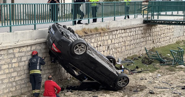 Konya da kanala düşen otomobildeki 1 kişi öldü, 1 kişi yaralandı Konya Haberleri