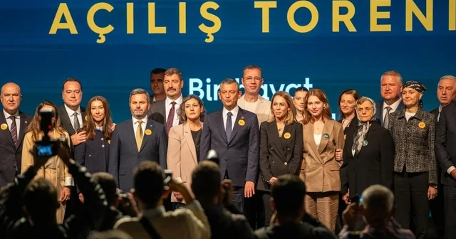 Özgür Özel: Ferdi Zeyrek Vakfı na sahip çıkmak, bir Manisa sevdasına ve iyiliğe sahip çıkmaktır Manisa Haberleri