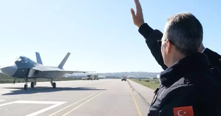 KAAN ın bağımsızlık ilanı! Son sözü Haluk Görgün söyledi