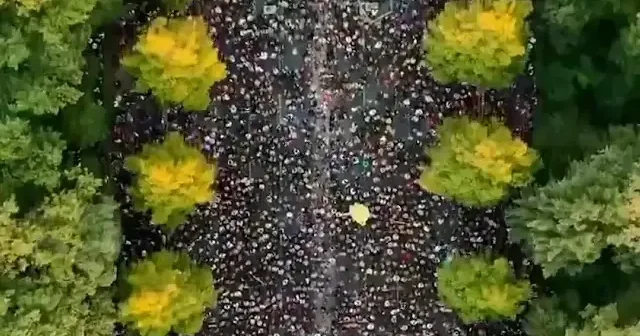 Almanya’da tarihe geçen gösteri: Berlin’de yüz binlerce kişi Gazze için sokağa döküldü VİDEO İZLE