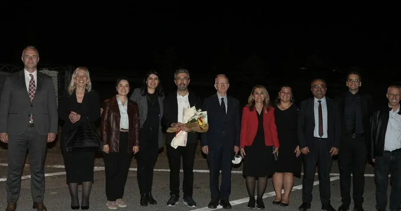 Avukat Fırat Epözdemir cezaevinden çıktı