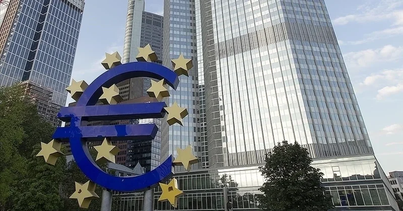 Avrupa Merkez Bankası nda kriz: Maliye bakanıyken rüşvete aracılık eden üye! Sözcü Gazetesi