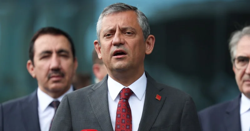 Özgür Özel asgari ücret savunmasını yerle bir etti