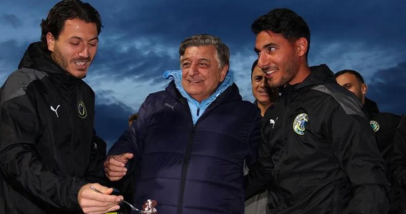 Yılmaz Vural Fenerbahçe yi açıkladı