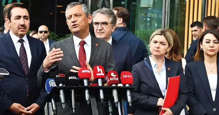 Özel’den ara zam çağrısı: Siyaseti bir kenara bırakalım