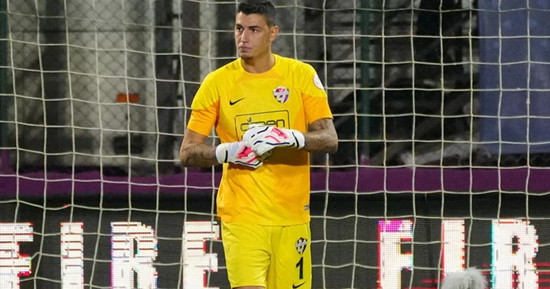 Galatasaray da tek yerli aday Berke Özer!