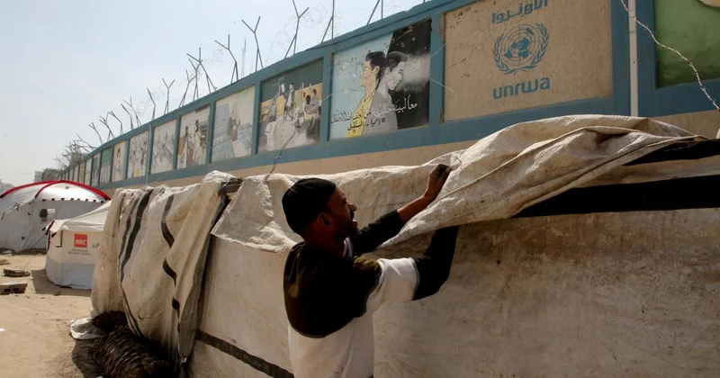 İşgalci İsrail in sıkı abluka uyguladığı Gazze Şeridi nde UNRWA depoları boş kaldı