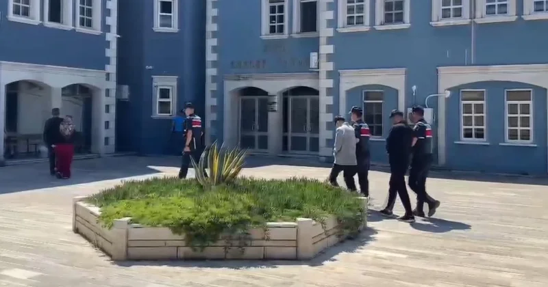 Emniyet müdürüyüm yalanıyla yaşlı kadını 5,4 milyon lira dolandırdılar