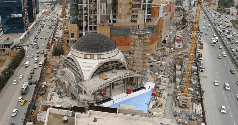 Cami altındaki otoparkın parası sıcak geldi! Müftülük ille de bırakmam dedi