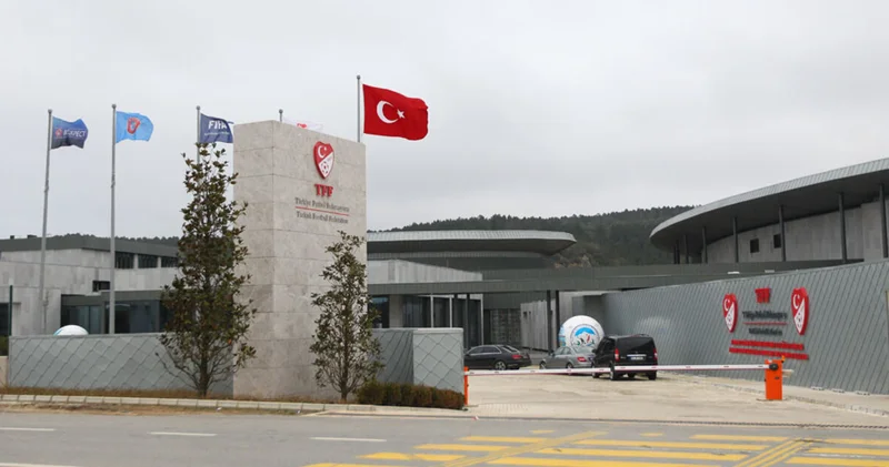 Türkiye de transfer dönemi resmen başladı Futbol Haberleri