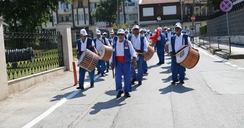 664. Tarihi Kırkpınar Yağlı Güreşleri Festivali, davul zurna ekibinin davetleriyle başladı