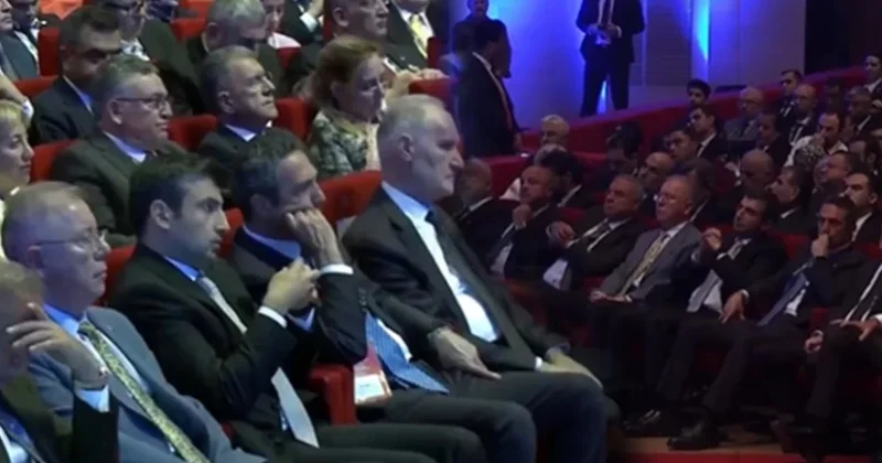 Ödül töreninde dikkat çeken Selçuk Bayraktar Ali Koç karesi Sözcü Gazetesi