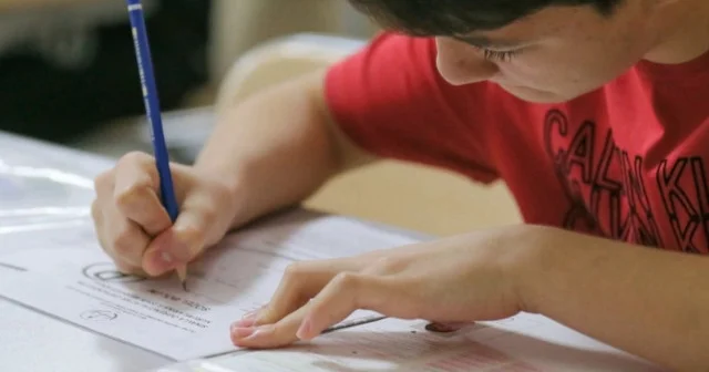 AÖL 3. dönem sınavları ne zaman? MEB 2025 Açık lise (AÖL) sınav tarihleri ve giriş belgesi alma işlemleri Son Dakika Haberleri