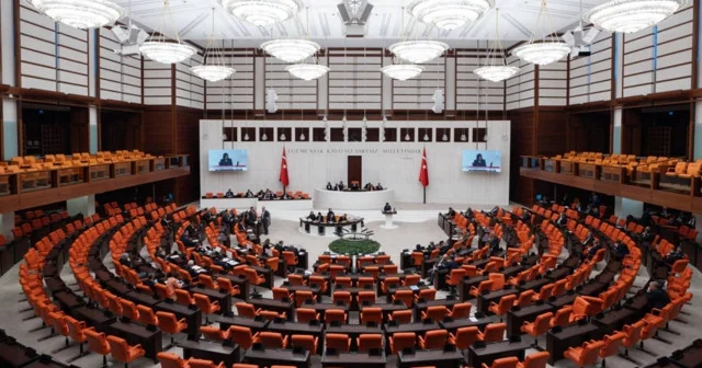 Komuta kademesine yaş haddi düzenlemesi Gündem Haberleri