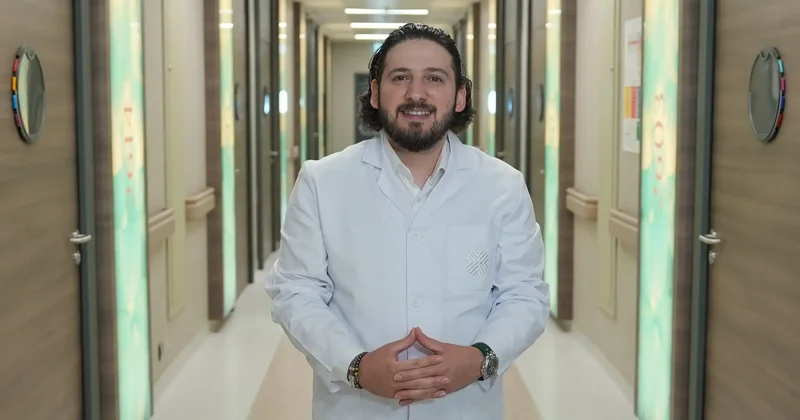 ‘Skolyoz tedavi edilmezse kalıcı sağlık problemlerine yol açabilir’