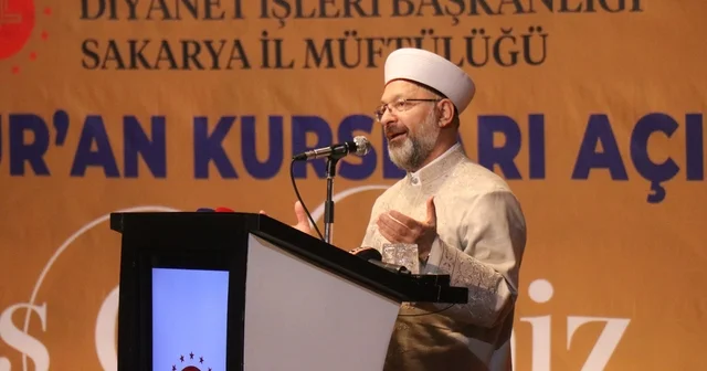 Erbaş: Din ve ahlak eğitiminden uzak nesiller tarihine de kültürüne de uzak kalacaktır Sakarya Haberleri