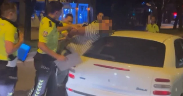 Bursa da alkollü sürücü polisin üzerine aracı sürüp kendini ‘heyecanlandım’ diye savundu VİDEO İZLE