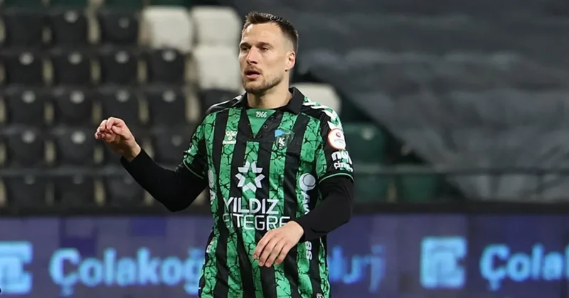 Josip Vukovic ten Kocaelispor camiasına duygusal veda!
