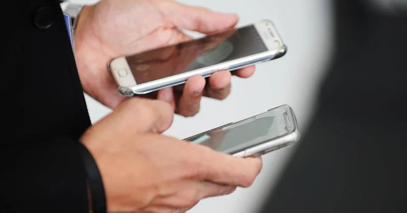 Bilim insanları, eski telefonlardan altın çıkarmanın yolunu buldu