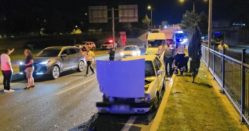 İnegöl de zincirleme trafik kazası: 2 si çocuk 4 yaralı Son dakika haberleri