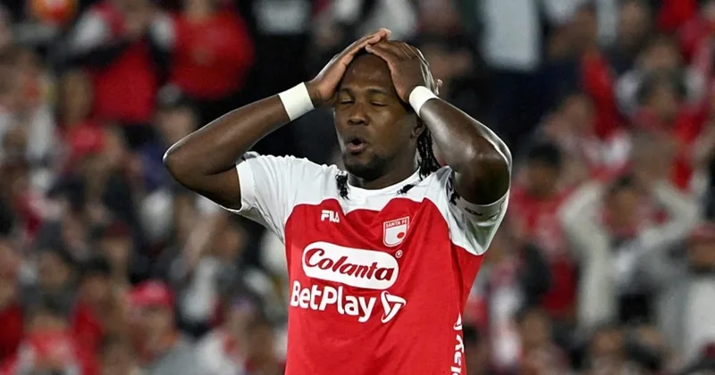 Süper Lig in eski yıldızı Hugo Rodallega attığı golle tarih yazdı!