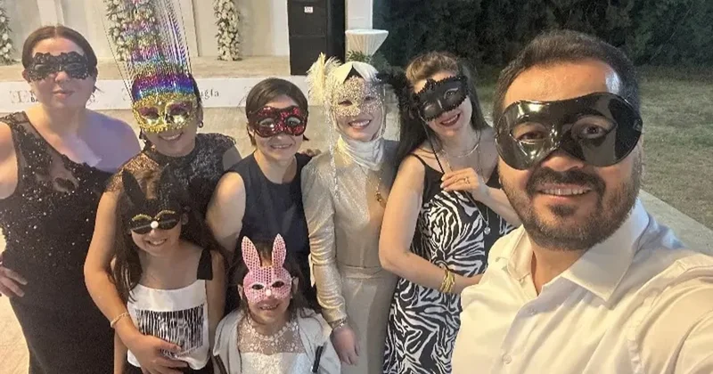 Memleket yanarken çılgın maskeli balo Sözcü Gazetesi