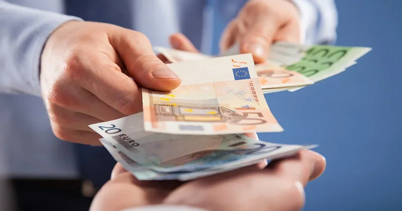 Tatile gidenlere Hemen Euro alın çağrısı yapıldı Sözcü Gazetesi